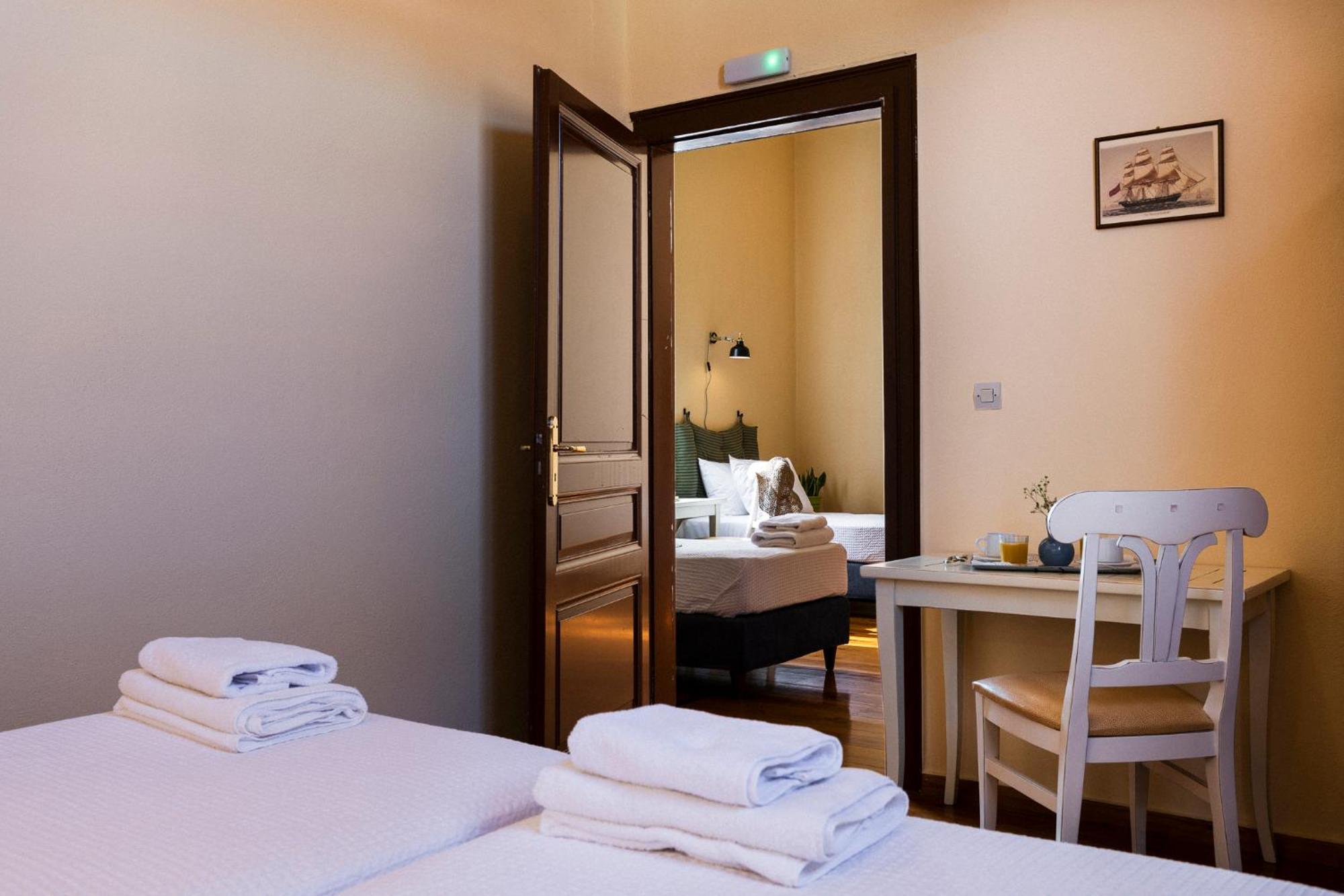 Sundial Lodge Chania  Ngoại thất bức ảnh