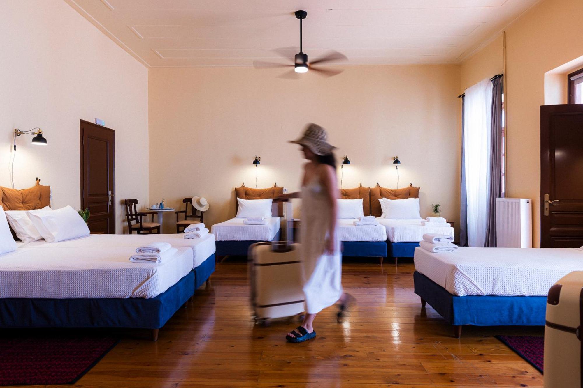 Sundial Lodge Chania  Ngoại thất bức ảnh