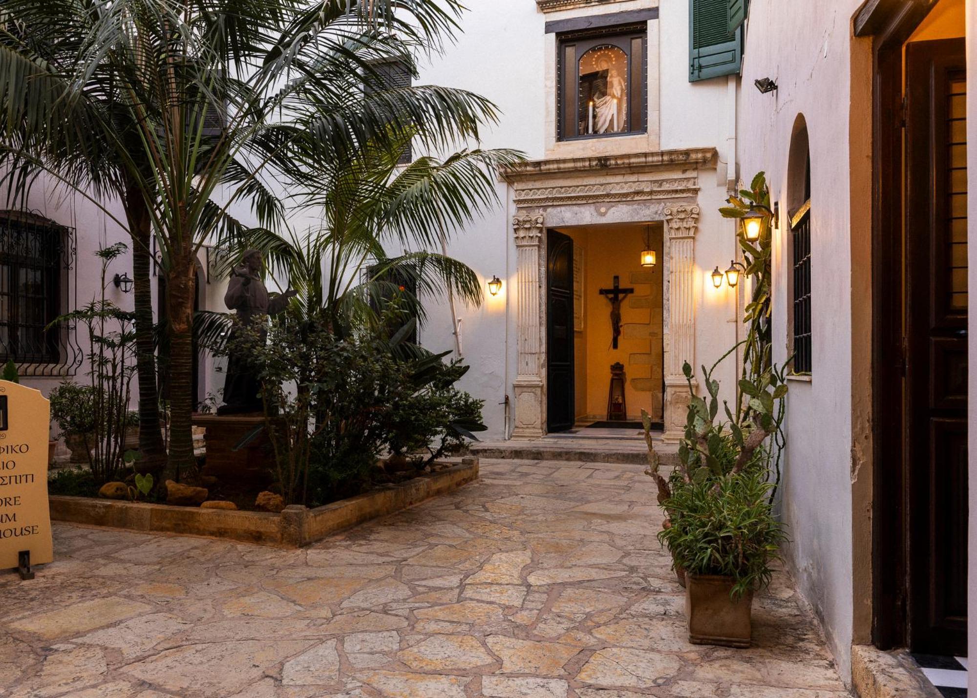 Sundial Lodge Chania  Ngoại thất bức ảnh