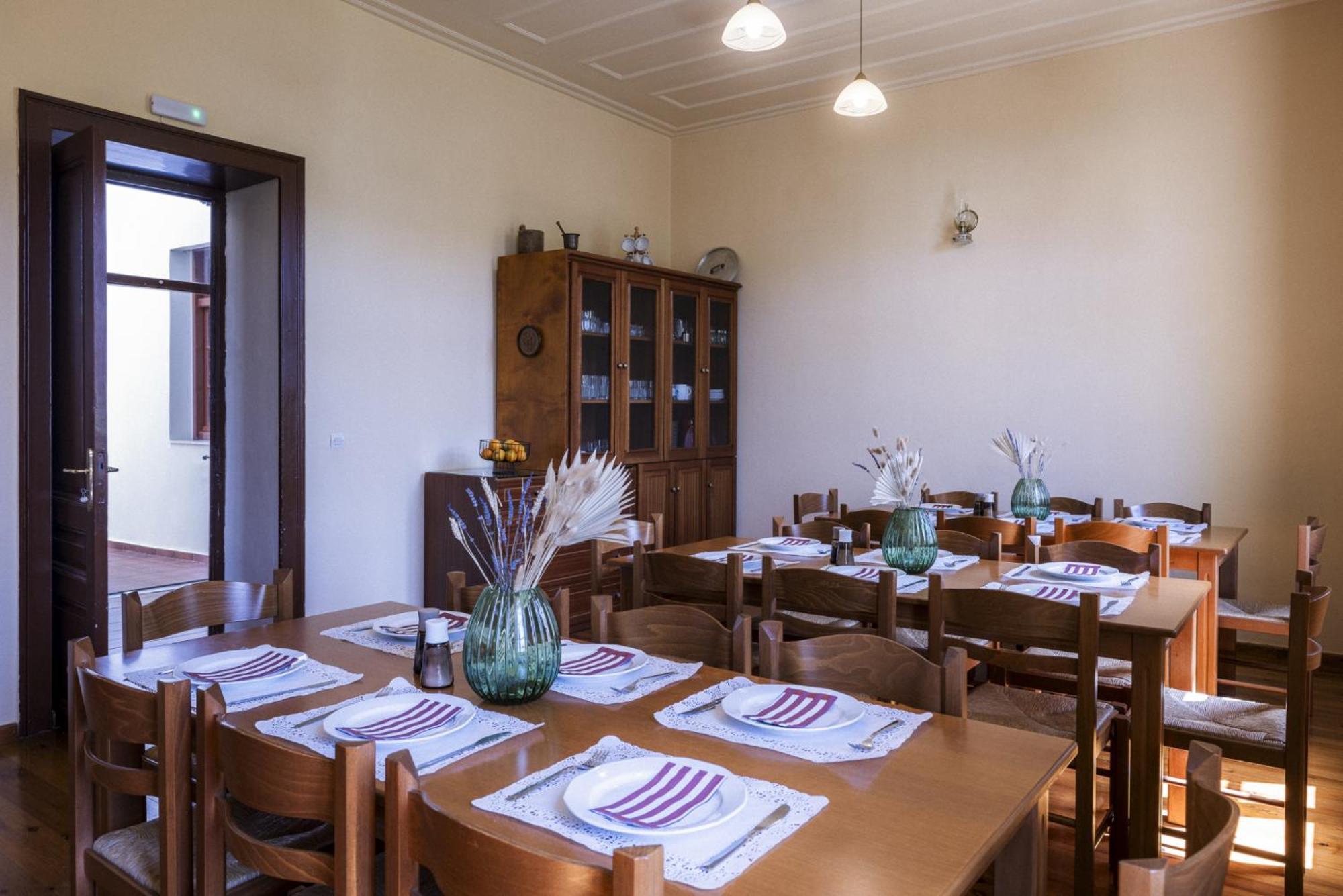 Sundial Lodge Chania  Ngoại thất bức ảnh