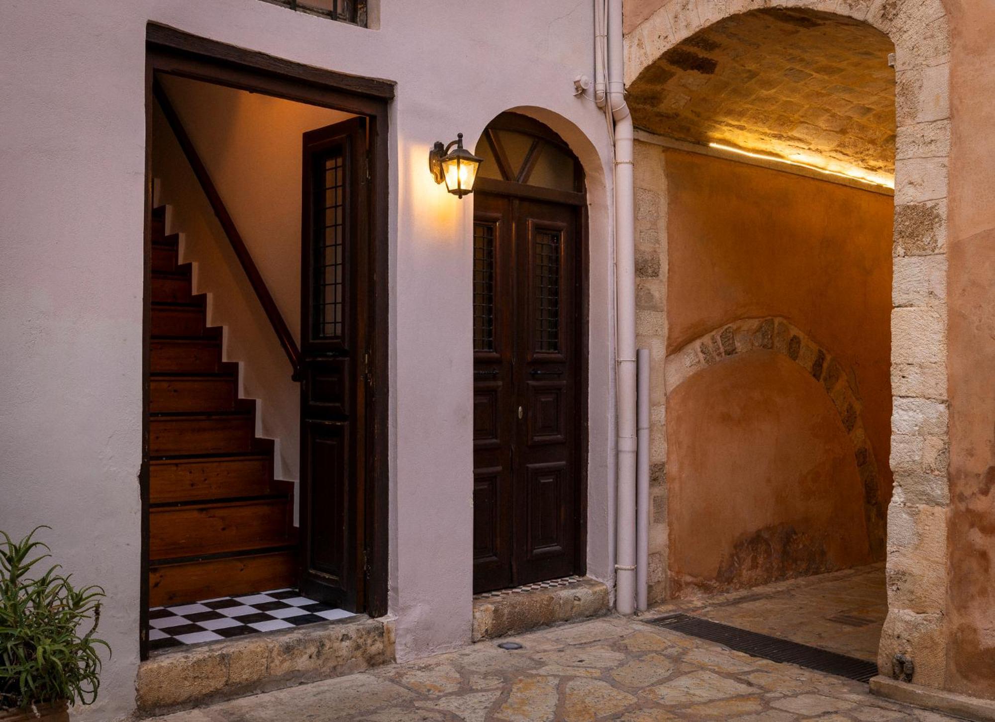 Sundial Lodge Chania  Ngoại thất bức ảnh