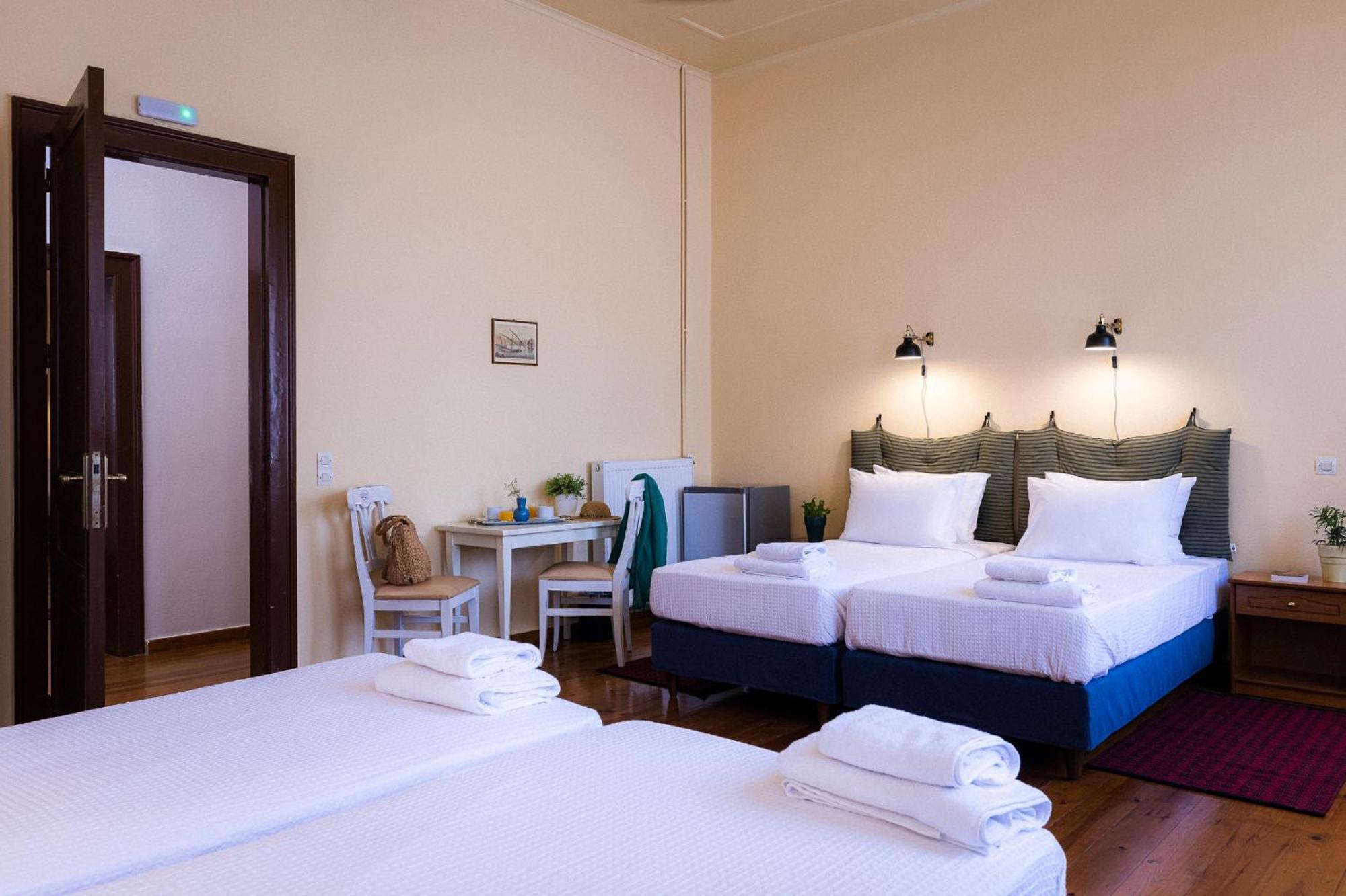 Sundial Lodge Chania  Ngoại thất bức ảnh
